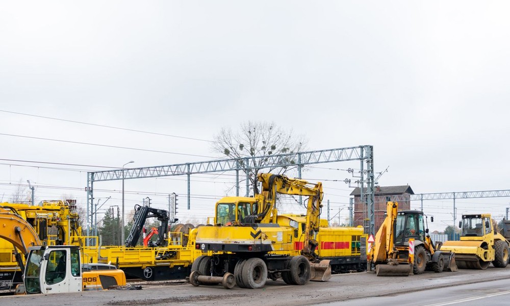 Equipment, Machinery and Vehicle Rental Services